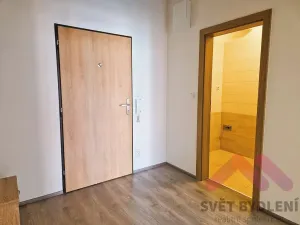 Pronájem bytu 2+kk, Praha - Čakovice, Tryskovická, 65 m2