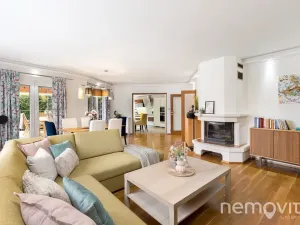 Prodej rodinného domu, Jesenice, Zvonková, 230 m2