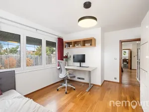 Prodej rodinného domu, Jesenice, Zvonková, 230 m2