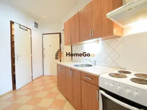 Pronájem bytu 1+kk, Praha - Nusle, Lounských, 49 m2