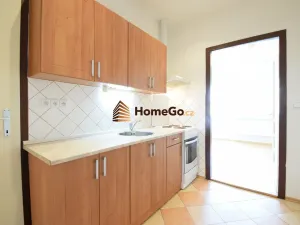 Pronájem bytu 1+kk, Praha - Nusle, Lounských, 49 m2