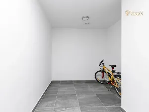 Prodej bytu 1+kk, Praha - Vysočany, Bassova, 28 m2