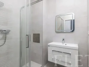 Prodej bytu 2+1, Praha - Libeň, U svobodárny, 56 m2