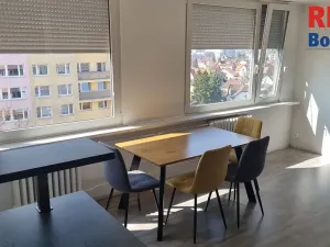 Pronájem bytu 3+kk, Kladno, Vodárenská, 69 m2