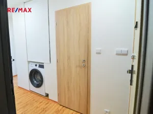 Pronájem bytu 2+kk, Praha - Motol, Brdlíkova, 46 m2