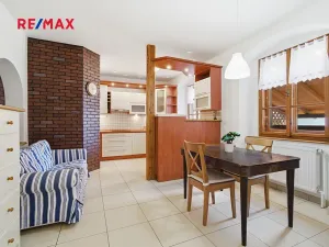 Prodej rodinného domu, Břasy, 298 m2