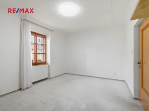 Prodej rodinného domu, Břasy, 298 m2