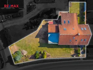 Prodej rodinného domu, Břasy, 298 m2