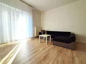 Pronájem bytu 2+kk, Jesenice, Za Rybníkem, 56 m2