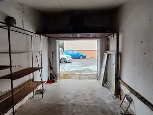 Prodej garáže, Holice, Dukelská, 18 m2