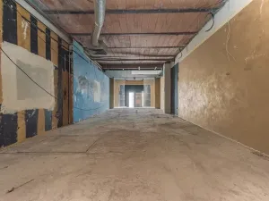 Pronájem obchodního prostoru, Pardubice, třída Míru, 390 m2