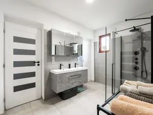 Prodej rodinného domu, Chyšky, 170 m2