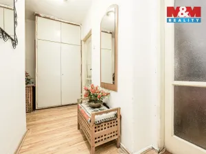 Prodej bytu 2+1, Olomouc - Hejčín, Ladova, 60 m2