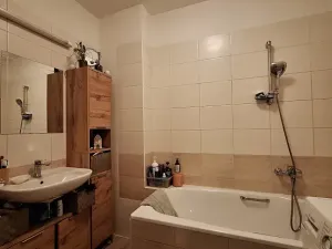 Pronájem bytu 2+kk, Praha, Rybalkova, 55 m2