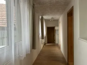 Pronájem rodinného domu, Bánov, 133 m2