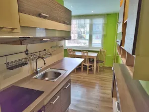 Prodej bytu 2+1, Desná, Poštovní, 66 m2