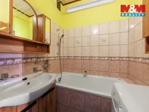 Prodej bytu 3+1, Habartov, Karla Čapka, 56 m2