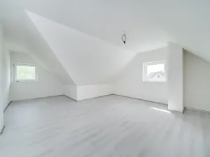 Prodej bytu 3+kk, Václavov u Bruntálu, 92 m2