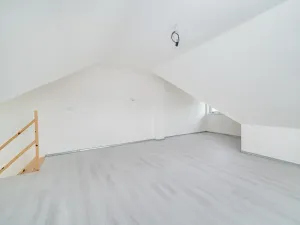 Prodej bytu 3+kk, Václavov u Bruntálu, 92 m2
