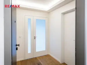 Pronájem bytu 2+kk, Praha - Libeň, Smrčkova, 68 m2