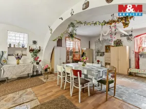 Prodej ubytování, Postoloprty, Wolkerova, 230 m2