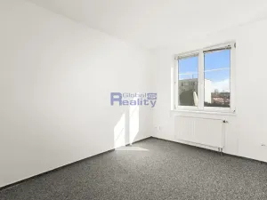 Prodej bytu 3+1, Hradec Králové, Horova, 80 m2