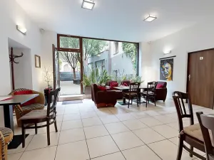 Prodej obchodního prostoru, Chrudim, Resselovo náměstí, 121 m2