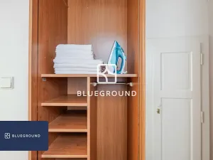 Pronájem bytu 1+kk, Praha - Smíchov, Ostrovského, 36 m2