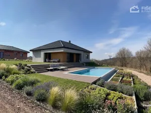 Prodej pozemku pro bydlení, Lutonina, 584 m2