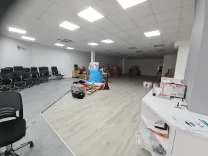 Pronájem obchodního prostoru, Praha - Libeň, Pod bání, 226 m2