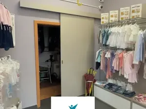 Prodej obchodního prostoru, Karlovy Vary, Zámecký vrch, 49 m2