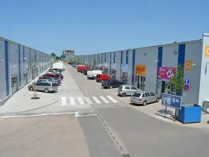 Pronájem kanceláře, Praha - Malešice, Tiskařská, 206 m2