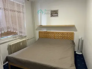 Prodej bytu 3+1, Hradec Králové, třída Edvarda Beneše, 79 m2