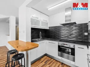 Pronájem bytu 2+kk, Praha - Bohnice, Bohnická, 84 m2