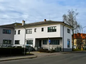 Pronájem kanceláře, Uherské Hradiště, Stojanova, 63 m2