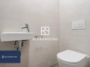 Pronájem bytu 1+kk, Praha - Bubeneč, Veletržní, 28 m2