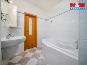 Prodej bytu 1+kk, Praha, Nad Okrouhlíkem, 46 m2