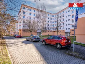 Prodej bytu 1+kk, Praha, Nad Okrouhlíkem, 46 m2