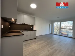 Prodej bytu 1+kk, Zlín, Nad Stráněmi, 34 m2