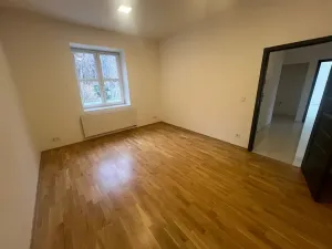 Pronájem bytu 4+kk, Praha - Smíchov, Plzeňská, 107 m2