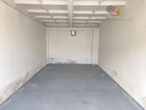 Pronájem garáže, Přerov, Kojetínská, 18 m2