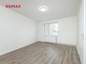 Prodej bytu 1+1, Čistá, nám. Václavské, 43 m2