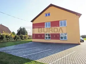 Pronájem kanceláře, Neratovice, 514 m2