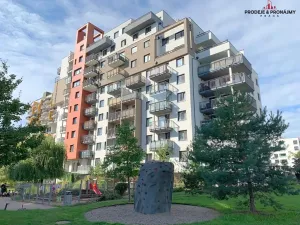 Pronájem bytu 2+kk, Praha - Vysočany, Pod Harfou, 55 m2