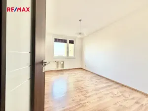 Prodej bytu 3+1, Kladno, Vašíčkova, 77 m2