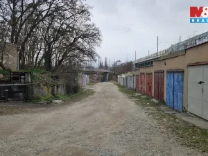 Pronájem garáže, Plzeň, Těšínská, 19 m2