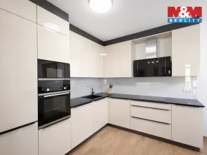 Prodej bytu 3+1, Praha - Hostivař, Švehlova, 94 m2