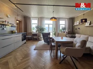 Pronájem bytu 2+kk, Karlovy Vary - Bohatice, U Trati, 69 m2