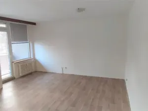 Pronájem bytu 3+1, Hradec Králové, Pod Strání, 80 m2