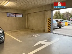 Prodej garážového stání, Pardubice - Zelené Předměstí, Rokycanova, 17 m2